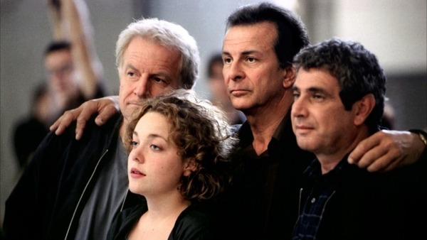Quel était la suite française du film « Trois hommes et un couffin »?