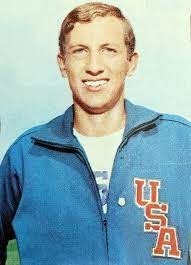 L'athlète Dick Fosbury décède le 12 mars 2023 ; à quelle discipline son nom restera-t-il associé ?