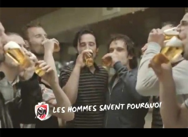 Quelle bière belge utilise comme slogan "Les hommes savent pourquoi" ?