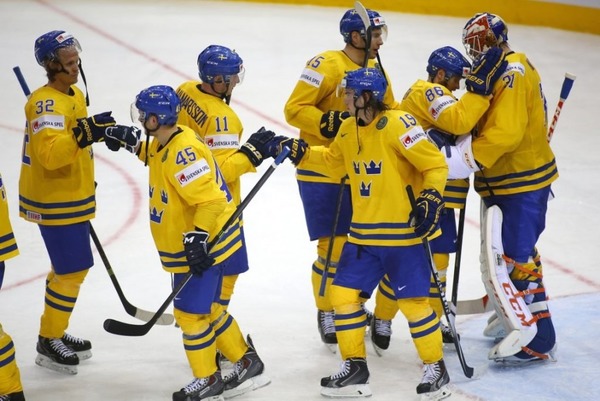 Quel sport fut pratiqué par les Suédois à l'Ice Stadium de Stockholm ?