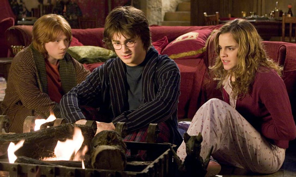 Quatrième volet de la saga Harry Potter, quel est ce film qui sort en salles cette année-là ?