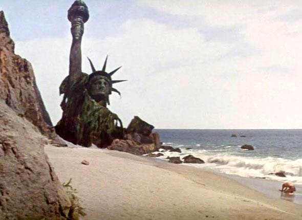 Dans quel célèbre film la Statue est représentée ensevelie de sable ?