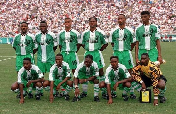 Lequel de ces joueurs nigérians n'a jamais joué au PSG ?
