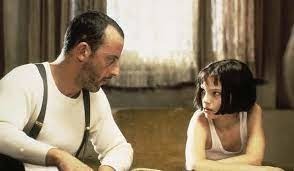 Jean Reno et la jeune Natalie Portman dans le film :