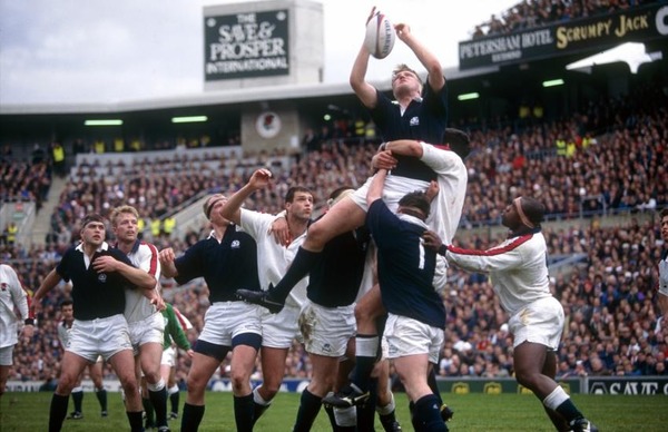 Quel est le surnom de l'équipe nationale écossaise de Rugby ?