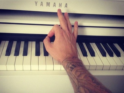 Quelle est la marque du piano de Matt ? (2015)