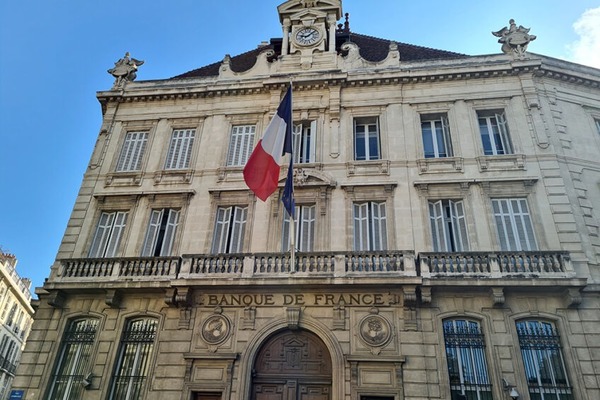 Qui a créé la Banque de France ?