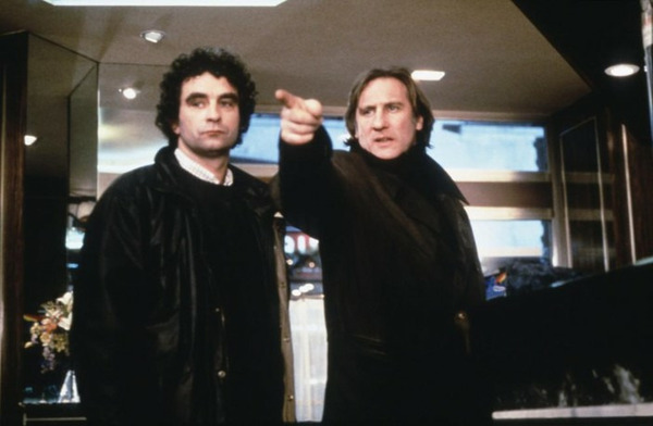 Question Bonus : En 1995, dans quel film tient-il un rôle aux côtés de Gérard Depardieu ?