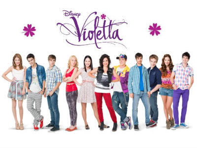 Dans Violetta saison 1, qui est son véritable amour ?