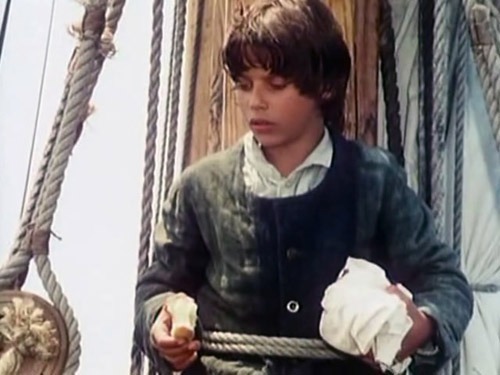 Sur le bateau, Jack Holborn vole de la nourriture mais se fait attraper. Qu'avait-il volé ?