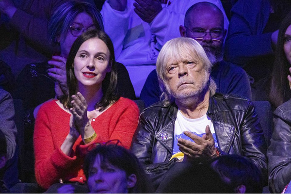 Qui était le parrain de Lolita, la fille du chanteur Renaud ?