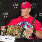 Qui a fait son retour début 2012 qui a eu une rivalité contre John Cena qui se termina dans une ambulance, match à élimination chamber