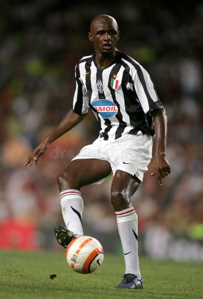 Lors de la saison 2006/2007, il reste à la Juventus pour disputer le Championnat Italien de série B.