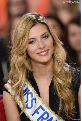 Quel est le nom de la Miss France 2015 ?