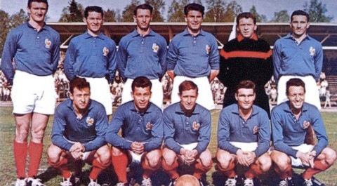 Avant la naissance du carton rouge, qui est devenu en 1959, le premier joueur de l'équipe de France a être expulsé au cours d'un match ?