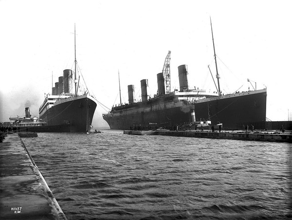 L'Olympic ... le Titanic.
