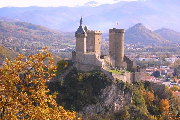 Quelle est la préfecture de l'Ariège ?