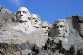 Quel État abrite le mont Rushmore ?