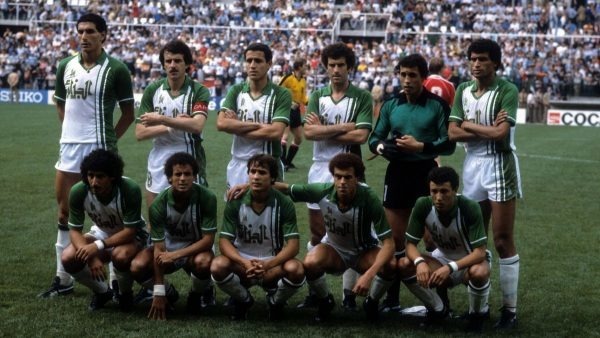 A l'occasion de ce Mondial espagnol, quelle équipe les Algériens ont-ils battu pour leur premier match ?