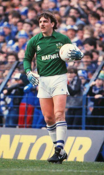 Qui est ce gardien, grande figure d'Everton ?