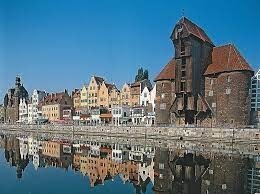 Revendiquée par le IIIe Reich, la ville de Danzig (Gdansk) appartient aujourd'hui à...
