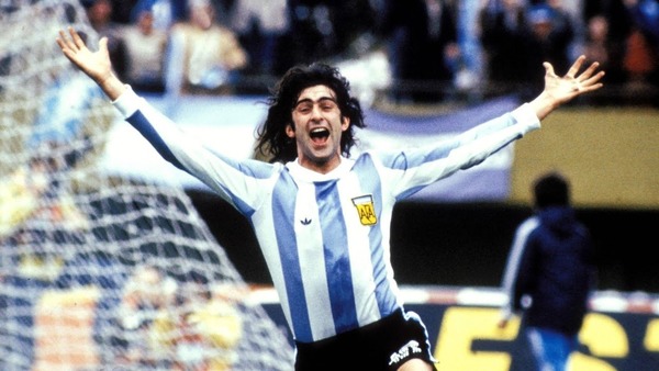 A la 38e minute de la finale, cet argentin ouvre le score. Il s'appelle......