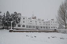Quel est le nom de l'hôtel où ils passent l'hiver ?