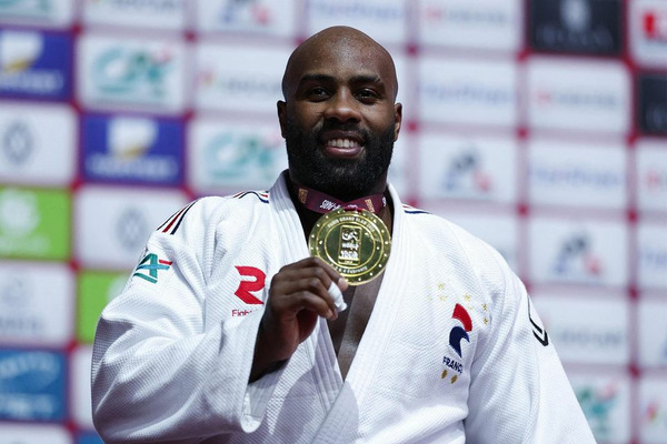 11 médailles d'or au Championnat du Monde, 3 médailles d'or olympiques... Qui est cette star du Judo ?