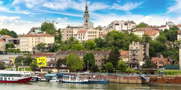 Ancienne capitale de l'ex-Yougoslavie (aujourd'hui dissoute), de quel pays des Balkans Belgrade est désormais la capitale ?