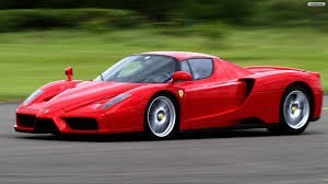 Comment s'appelle le créateur de la marque Ferrari ?