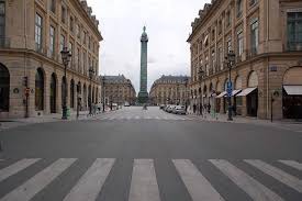 Qu'a de particulier la rue des degrés à Paris dans le deuxième arrondissement ?