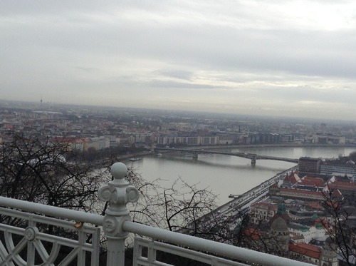 Le Danube passe par ce pays dont la capitale est Budapest :