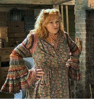 Que dit Molly Weasley, la mère de Ron, à chaque fois qu’elle voit Harry ?