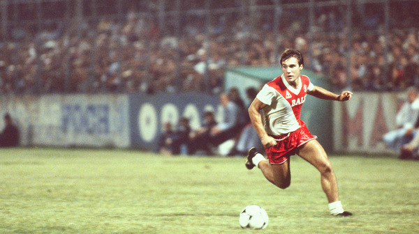 En 1987, pour quel club a-t-il quitté Monaco ?