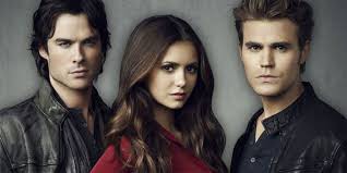 Dans la série Vampire Diaries, comment s'appelle de sosie d'Elena ?
