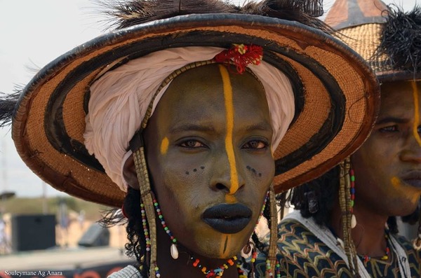 Le "Tengade" est un chapeau ouest-africain de quelle ethnie ?