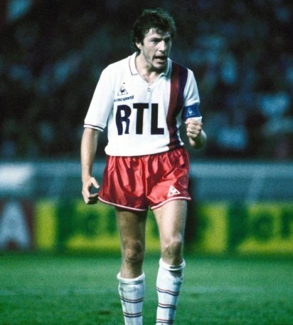 En 1986, pour quel club a-t-il quitté le PSG ?