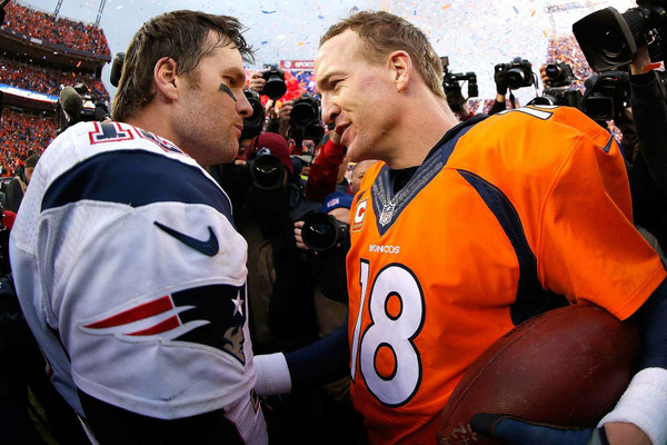 Qui fait face à Tom Brady sur cette image ?