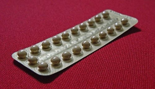 La pilule contraceptive est acceptée et rependue aux USA.