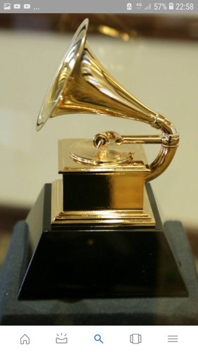 Combien a-t-elle eu de Grammy awards ?