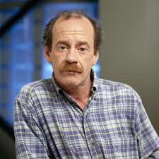 Michael Jeter (sister act 2, tango & cash, jurassic park 3, waterworld, était un acteur américain de petite taille : dans lequel de ses films n'a t'il pas joué ?