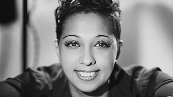 Chanteuse, danseuse, actrice d'origine américaine, elle nous quitte le 12 avril. C'est ?