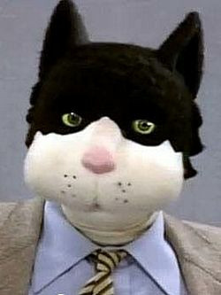 Présentateur de Téléchat, il s'agit de ?