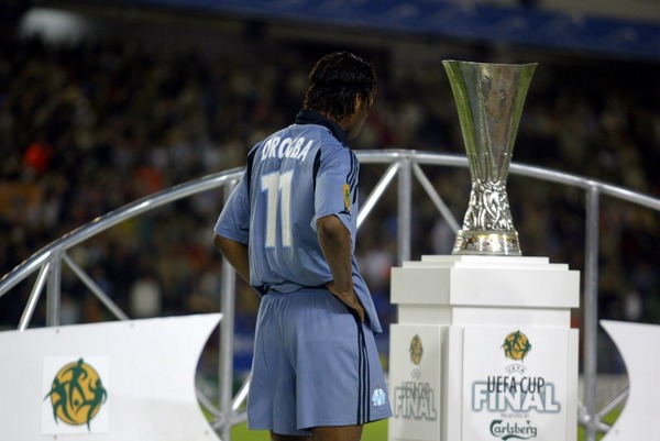 En 2004, contre quelle équipe les Marseillais ont-ils perdu la finale de la Coupe UEFA ?
