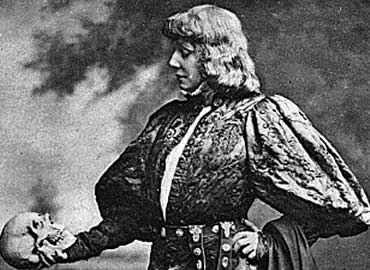 Dans quelle oeuvre de Shakespeare peut-on entendre le fameux : "To be or not to be" ?