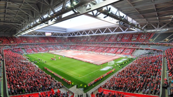 Comment s’appelle le stade où joue le LOSC Lille ?