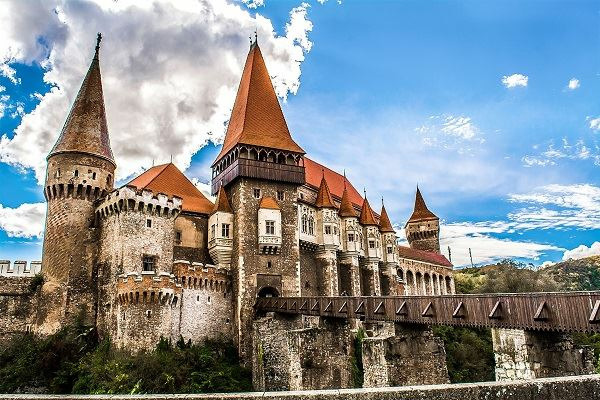 Où peut-on admirer le Château de Hunedoara ?