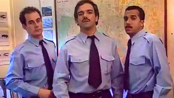 Dans ce célèbre sketch des Inconnus, qui est Marcel Patulacci ?