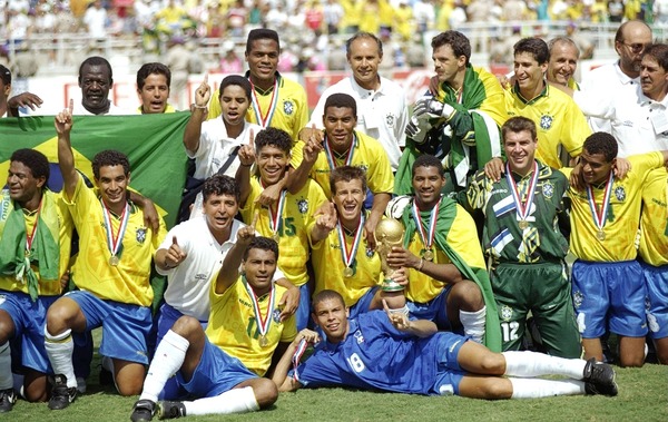 Quel gardien brésilien ne fait pas partie des Champions du Monde de 1994 ?