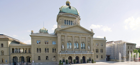En Suisse, dans quelle ville siège le Parlement fédéral ?